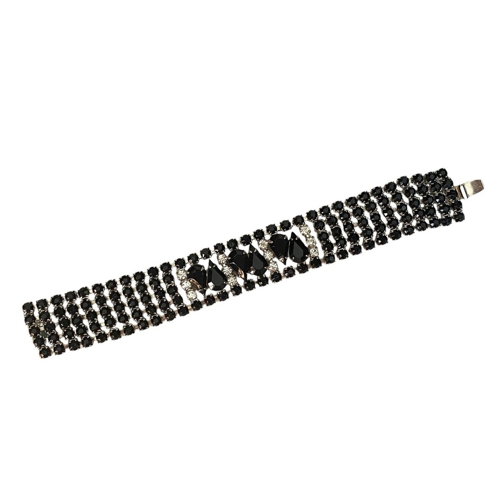 WEISS JEWELRY VINTAGE BLACK &โ CLEAR RHINESTONE SILVER TONED BRACELET 7" x 7/8"